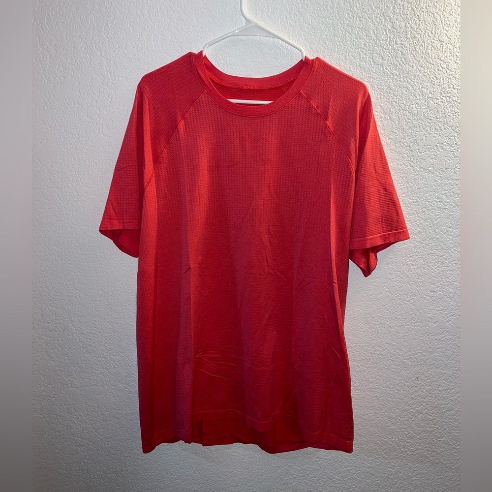 Lululemon Athletica Red Short Sleeve Tee